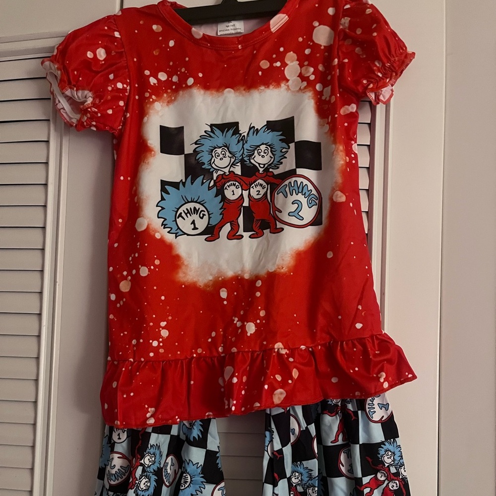 Dr. Seuss Clothing set